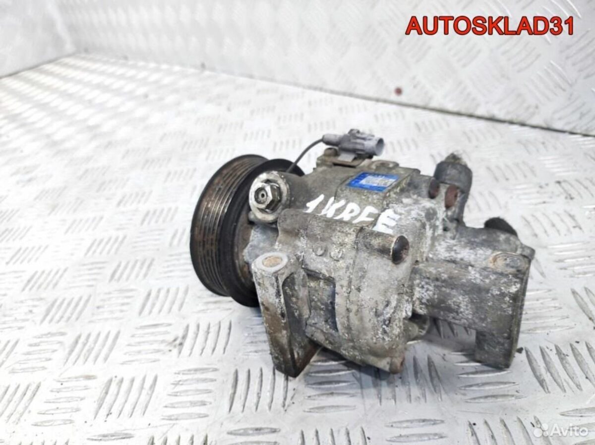 Компрессор кондиционера Peugeot 107 883100H010 - АвтоСклад31.рф - авторазборка контрактные б/у запчасти в г. Белгород