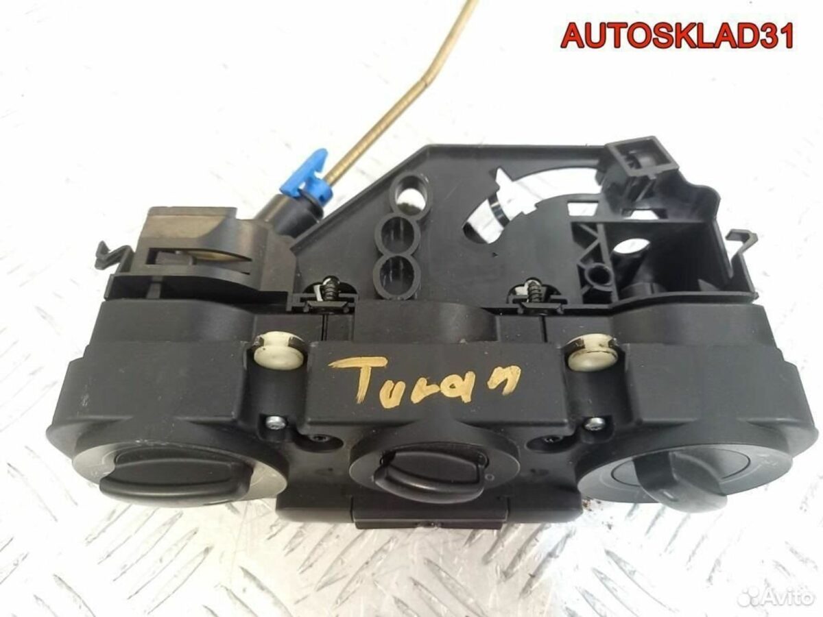 Блок управления отопителем VW Touran 1K0820047DF - АвтоСклад31.рф - авторазборка контрактные б/у запчасти в г. Белгород