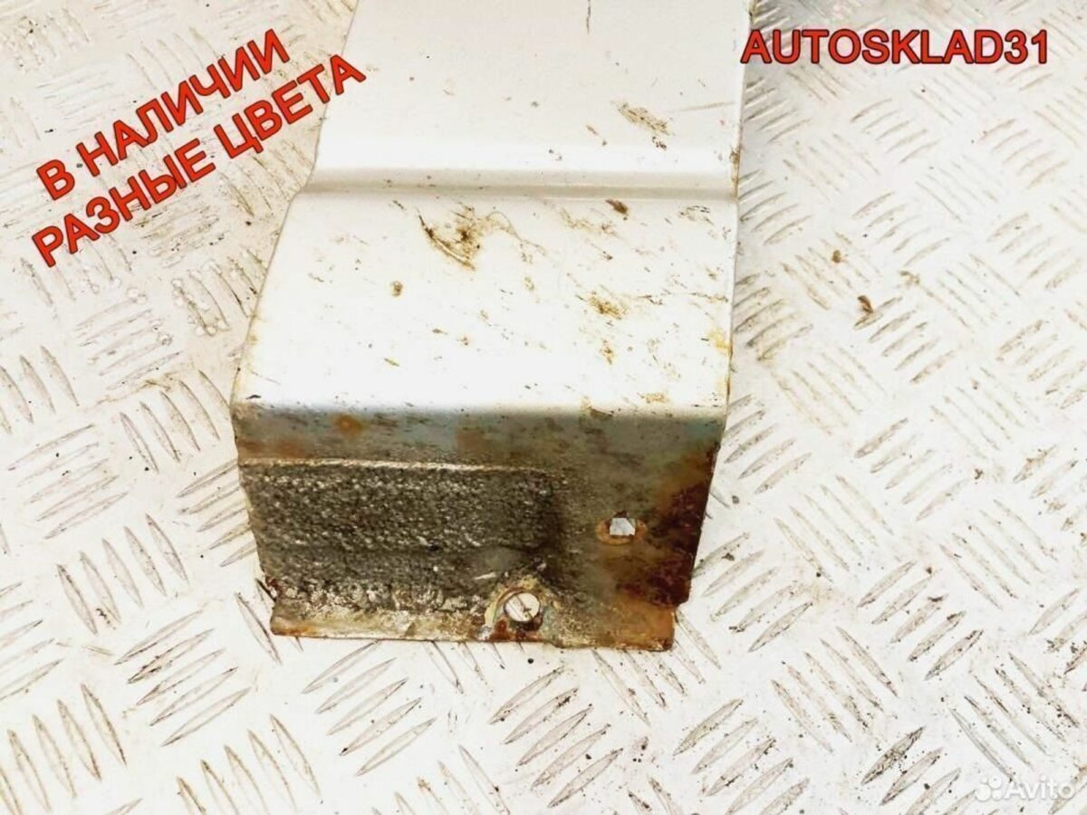 Крыло переднее правое Ford Focus 1 1350731 - АвтоСклад31.рф - авторазборка контрактные б/у запчасти в г. Белгород