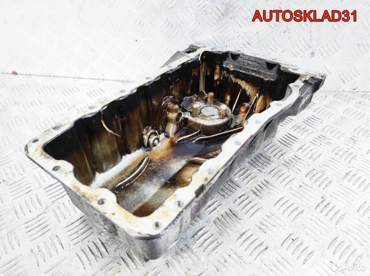 Поддон масляный двигателя VW Golf 4 038103603L - АвтоСклад31.рф - авторазборка контрактные б/у запчасти в г. Белгород
