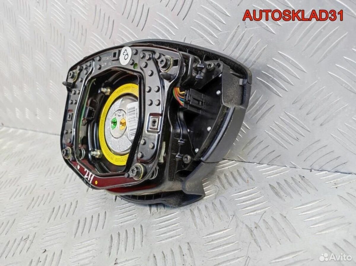 Подушка безопасности в руль Mercedes Benz W211 - АвтоСклад31.рф - авторазборка контрактные б/у запчасти в г. Белгород