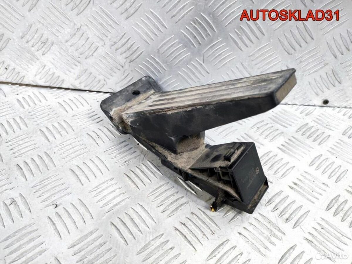 Педаль газа BMW E90 2,0 N47D20C 35426789999 Дизель - АвтоСклад31.рф - авторазборка контрактные б/у запчасти в г. Белгород