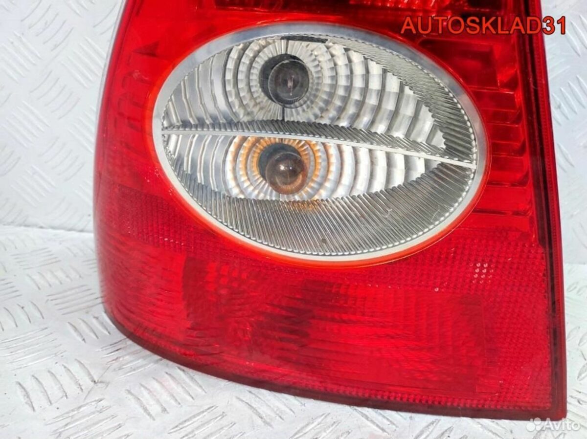 Фонарь задний левый Ford Focus 2 5M5113405B Седан - АвтоСклад31.рф - авторазборка контрактные б/у запчасти в г. Белгород