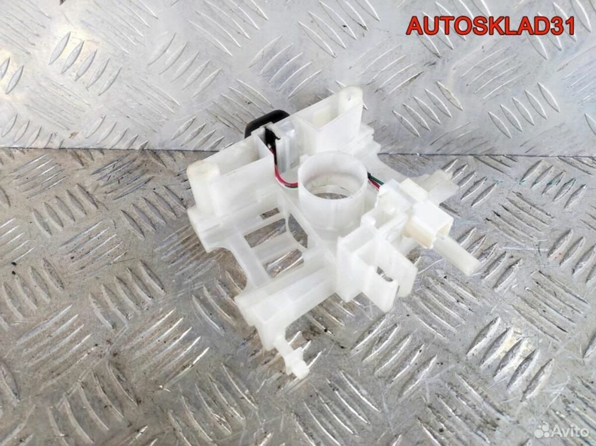 Кнопка аварийной сигнализации Subaru Impreza G11 - АвтоСклад31.рф - авторазборка контрактные б/у запчасти в г. Белгород