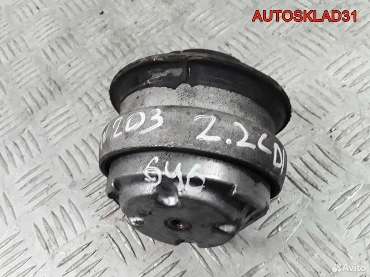 Опора двигателя Mercedes Benz W203 2,2 646 CDI - АвтоСклад31.рф - авторазборка контрактные б/у запчасти в г. Белгород