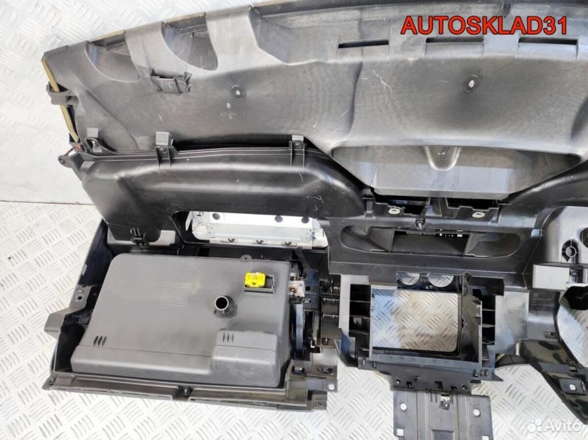 Торпедо Голое Volkswagen Touran 1T1857001 - АвтоСклад31.рф - авторазборка контрактные б/у запчасти в г. Белгород