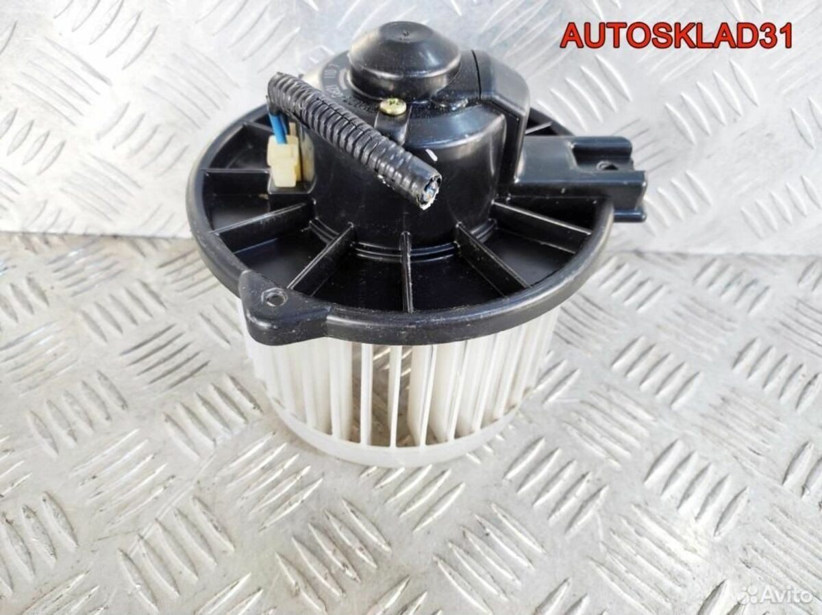 Моторчик отопителя Honda Jazz 1940000821 - АвтоСклад31.рф - авторазборка контрактные б/у запчасти в г. Белгород