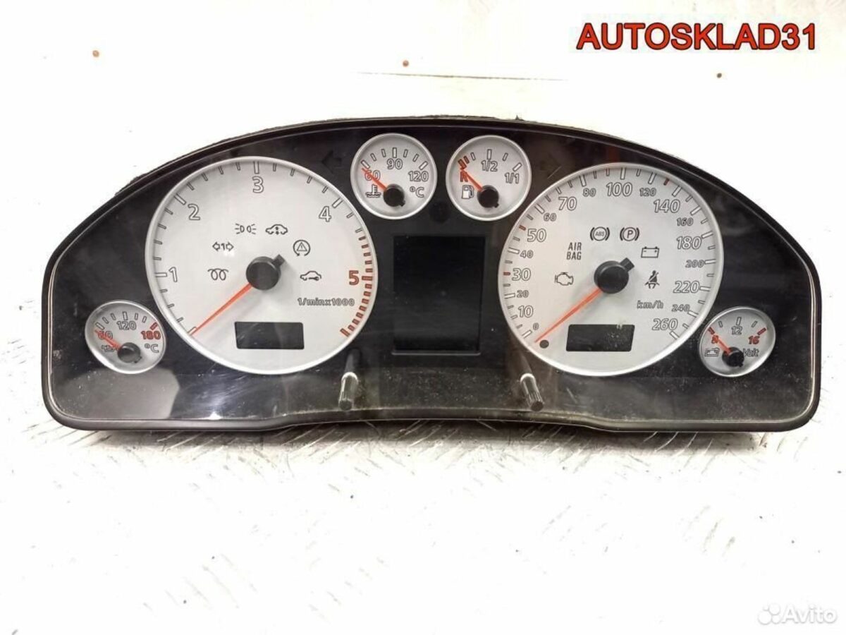 Панель приборов Audi A6 C5 2,5 4B0920935D дизель - АвтоСклад31.рф - авторазборка контрактные б/у запчасти в г. Белгород