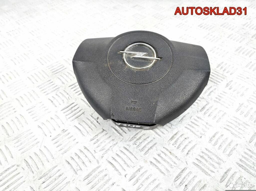 Подушка безопасности в руль Opel Zafira B 13111348 - АвтоСклад31.рф - авторазборка контрактные б/у запчасти в г. Белгород Подушка безопасности в руль Opel Zafira B 13111348 - АвтоСклад31.рф - авторазборка контрактные б/у запчасти в г. Белгород