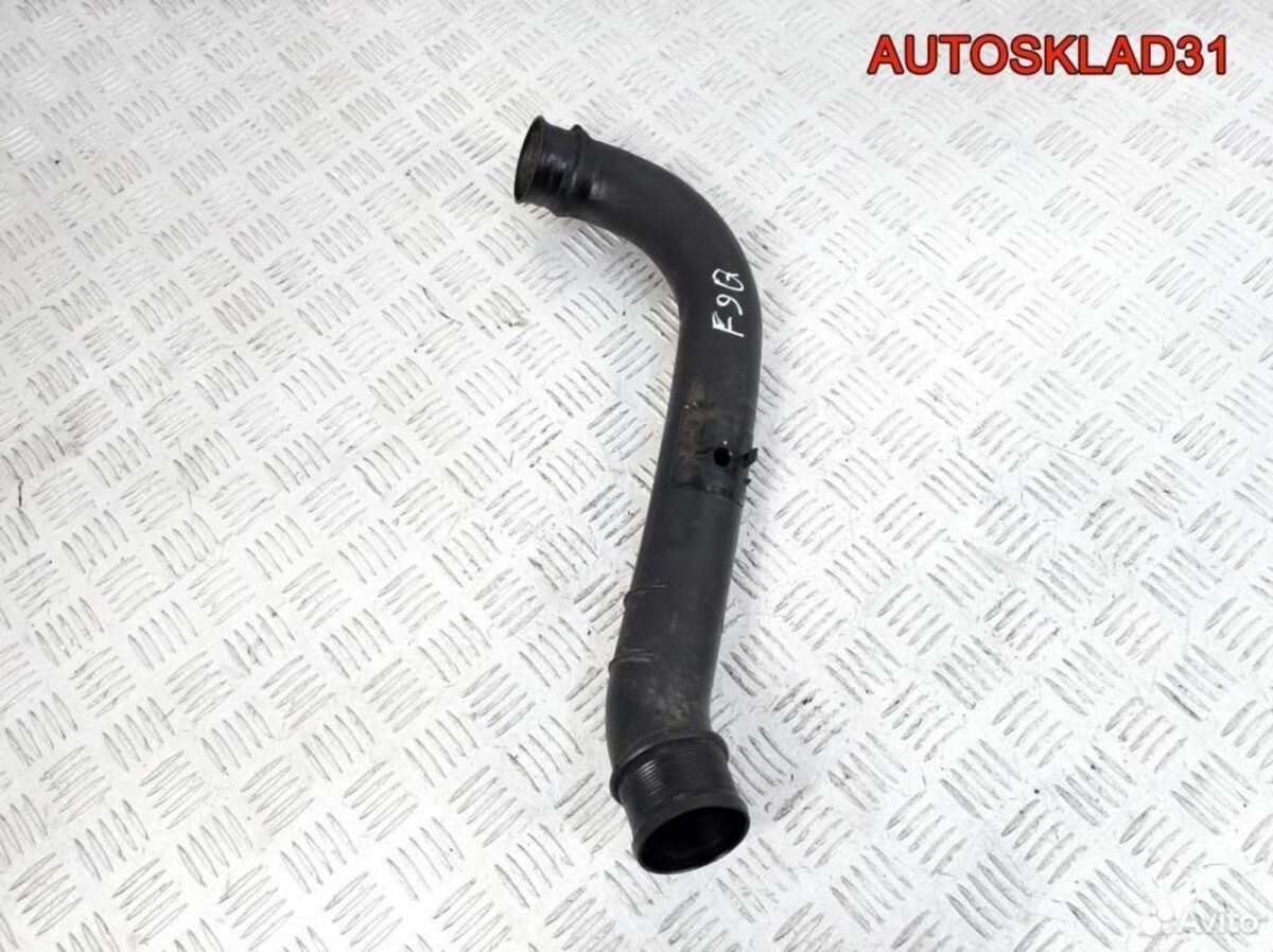 Патрубок интеркулера Volvo S40 1.9 F9Q 30620813 - АвтоСклад31.рф - авторазборка контрактные б/у запчасти в г. Белгород