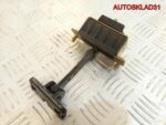 Ограничитель двери задней Mercedes W203 2037300116 - АвтоСклад31.рф - авторазборка контрактные б/у запчасти в г. Белгород