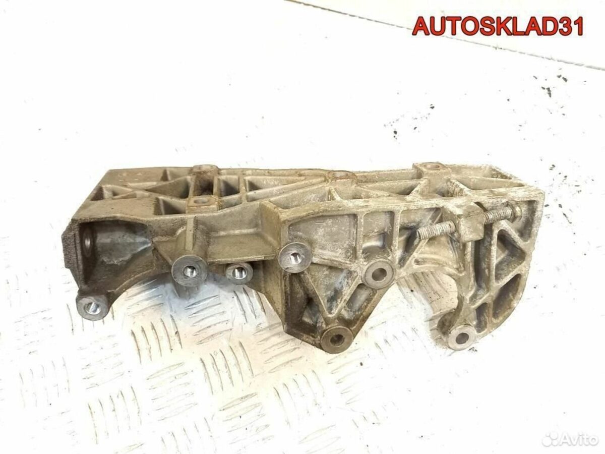 Кронштейн кондиционера Renault Megane 1 7700272975 - АвтоСклад31.рф - авторазборка контрактные б/у запчасти в г. Белгород