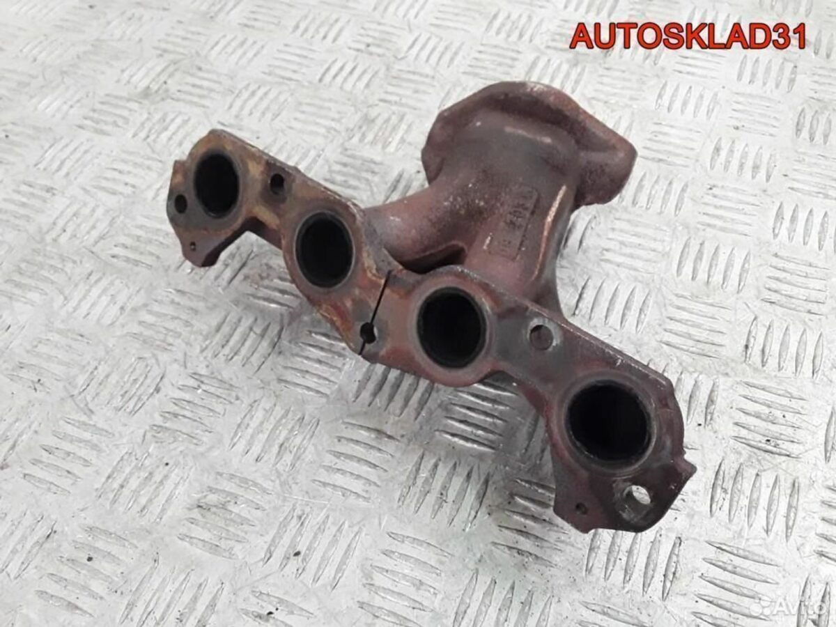 Коллектор выпускной Renault Logan 8200383745 - АвтоСклад31.рф - авторазборка контрактные б/у запчасти в г. Белгород