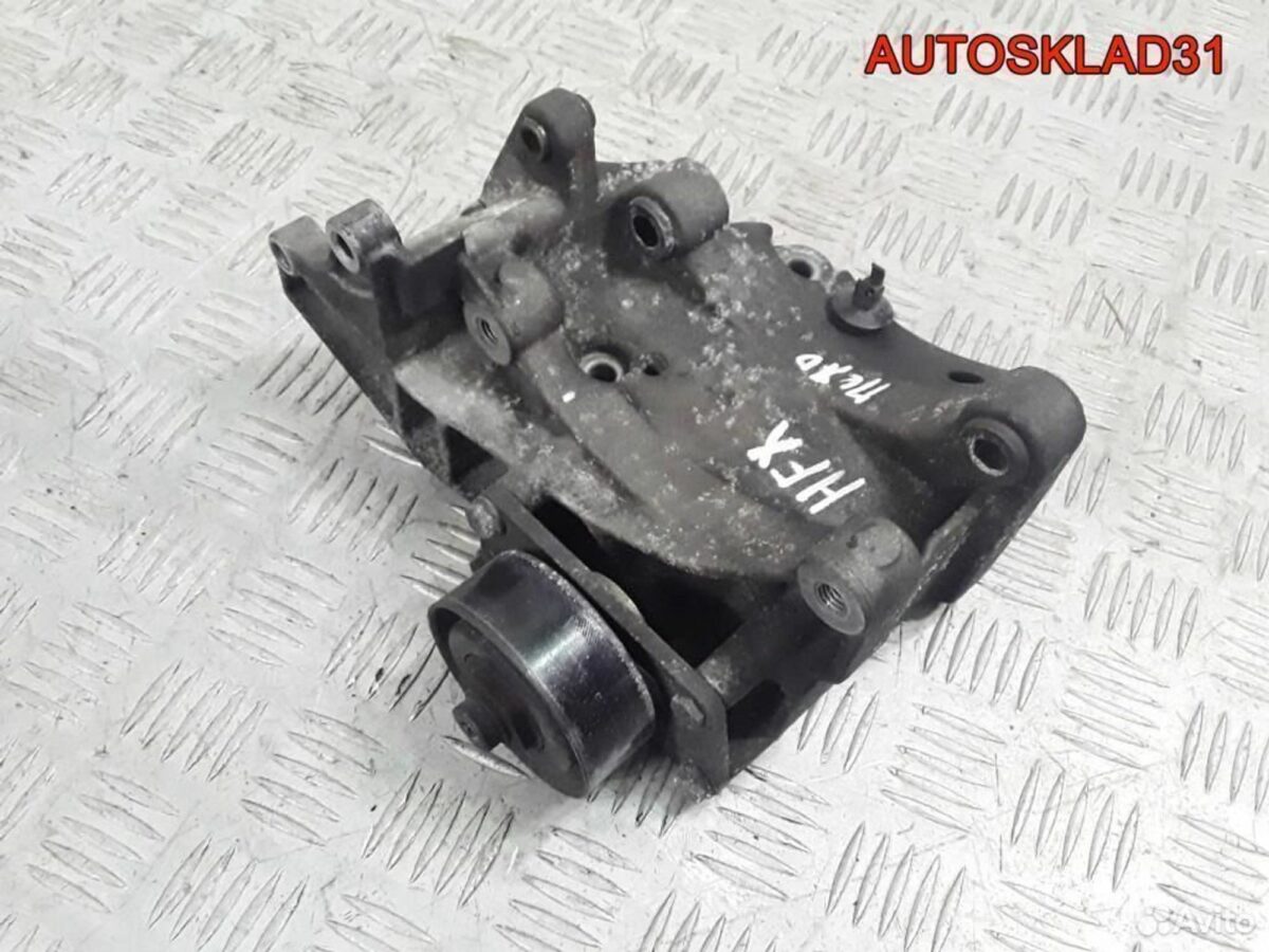 Кронштейн генератора Peugeot 206 1,1 HFX 5706J2 - АвтоСклад31.рф - авторазборка контрактные б/у запчасти в г. Белгород