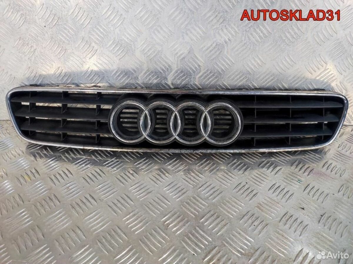 Решетка радиатора Audi A3 8L 8L0807683 - АвтоСклад31.рф - авторазборка контрактные б/у запчасти в г. Белгород