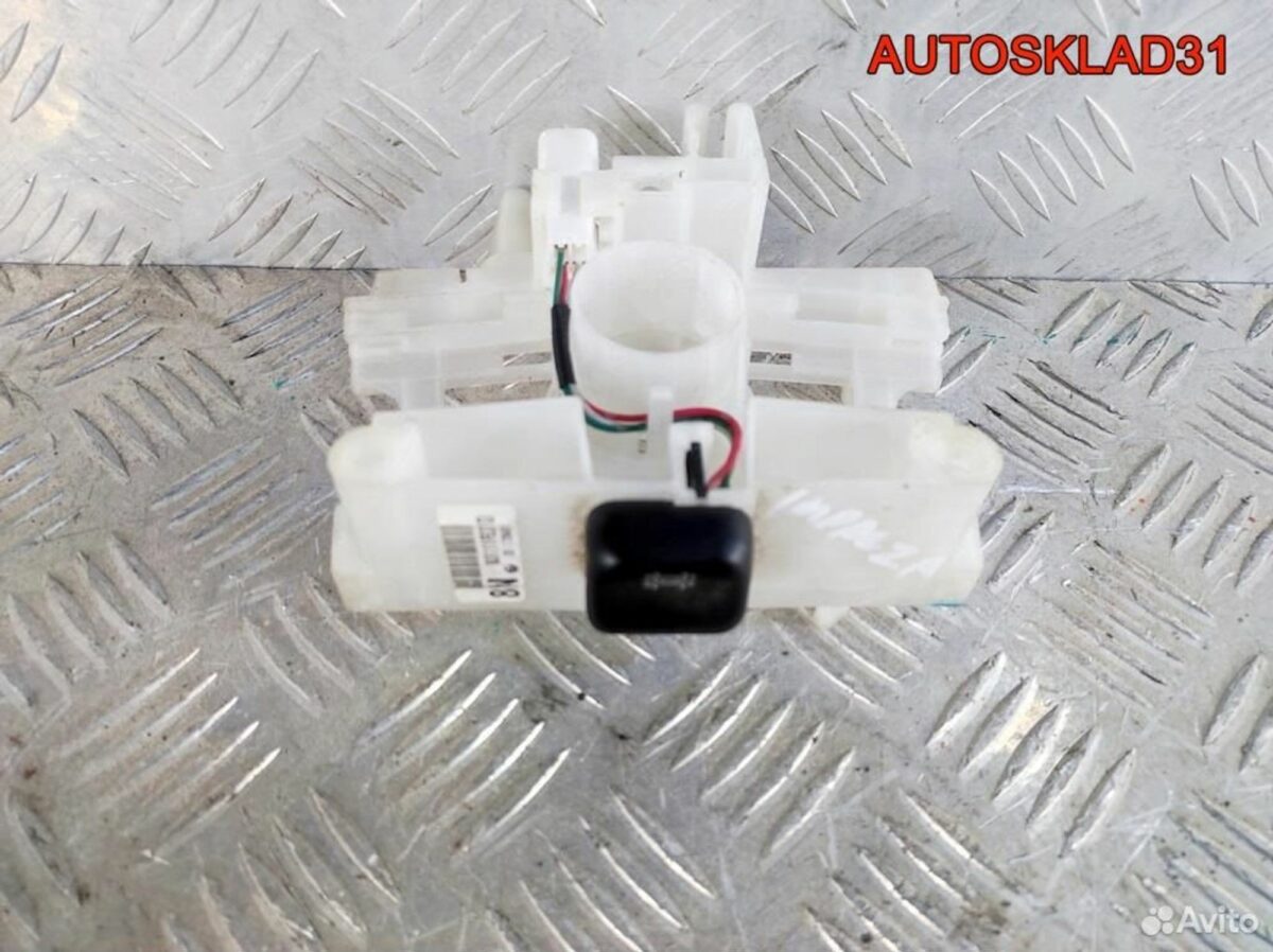 Кнопка аварийной сигнализации Subaru Impreza G11 - АвтоСклад31.рф - авторазборка контрактные б/у запчасти в г. Белгород