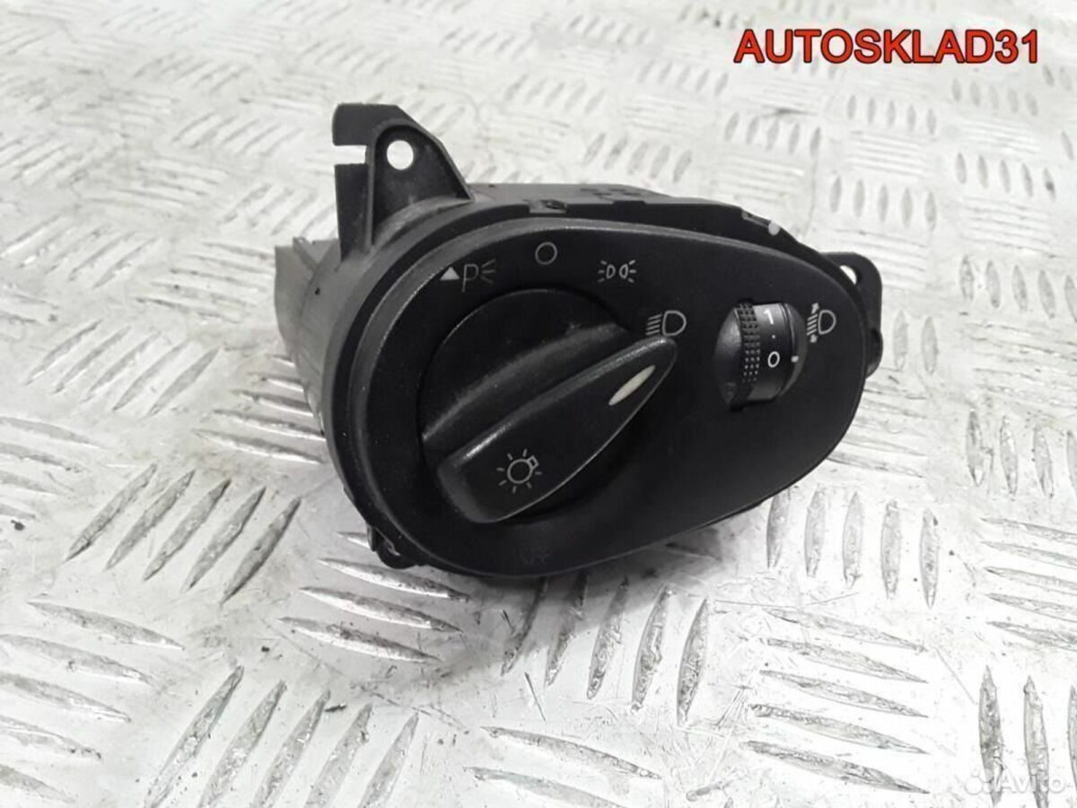 Переключатель света фар Ford Focus 1 98ag13a024ch - АвтоСклад31.рф - авторазборка контрактные б/у запчасти в г. Белгород