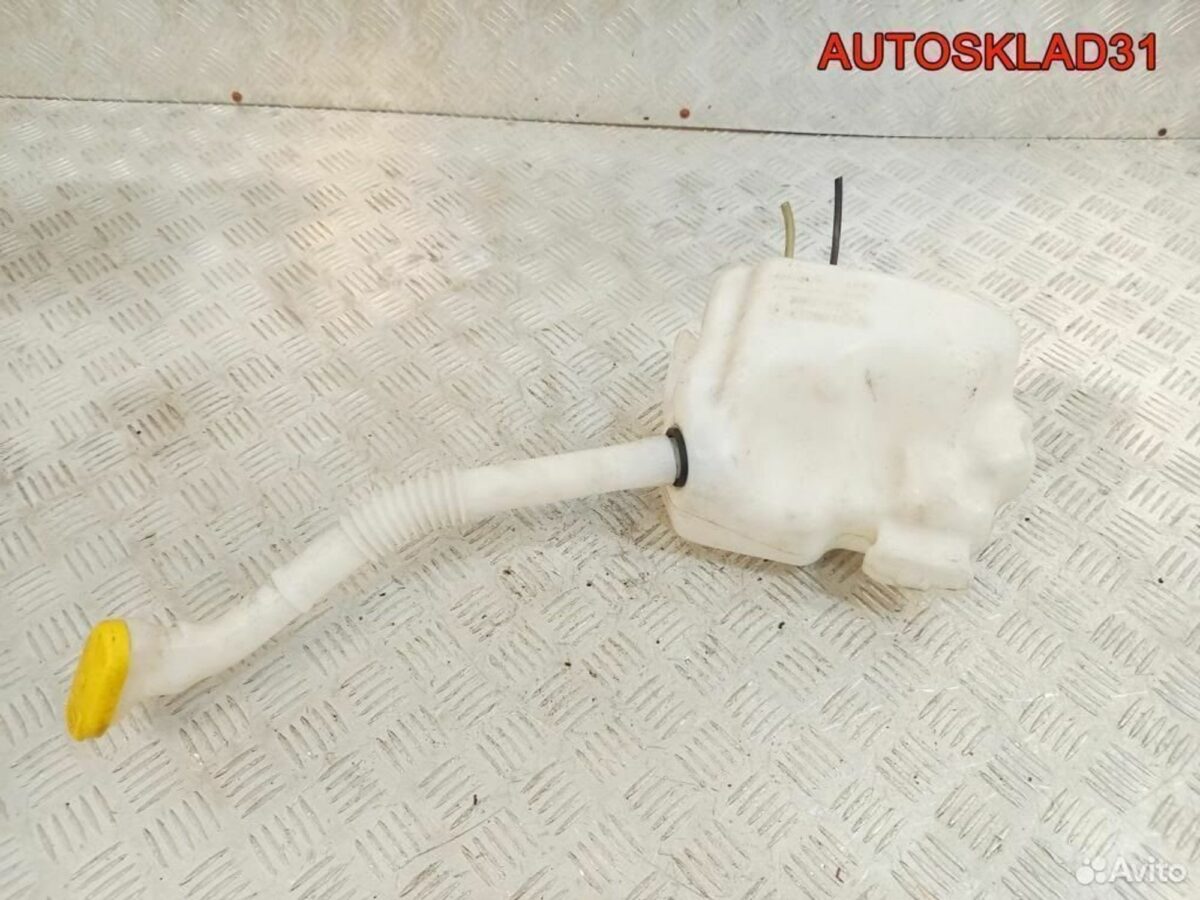 Бачок омывателя стекла Renault Scenic 2 8200104706 - АвтоСклад31.рф - авторазборка контрактные б/у запчасти в г. Белгород