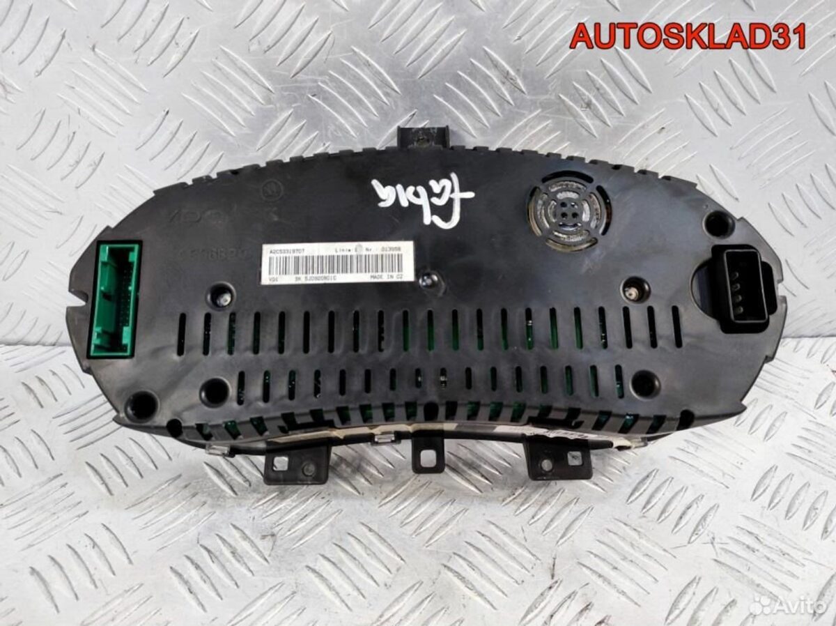 Панель приборов Skoda Fabia 2 1,4 TDI 5J0920801C - АвтоСклад31.рф - авторазборка контрактные б/у запчасти в г. Белгород