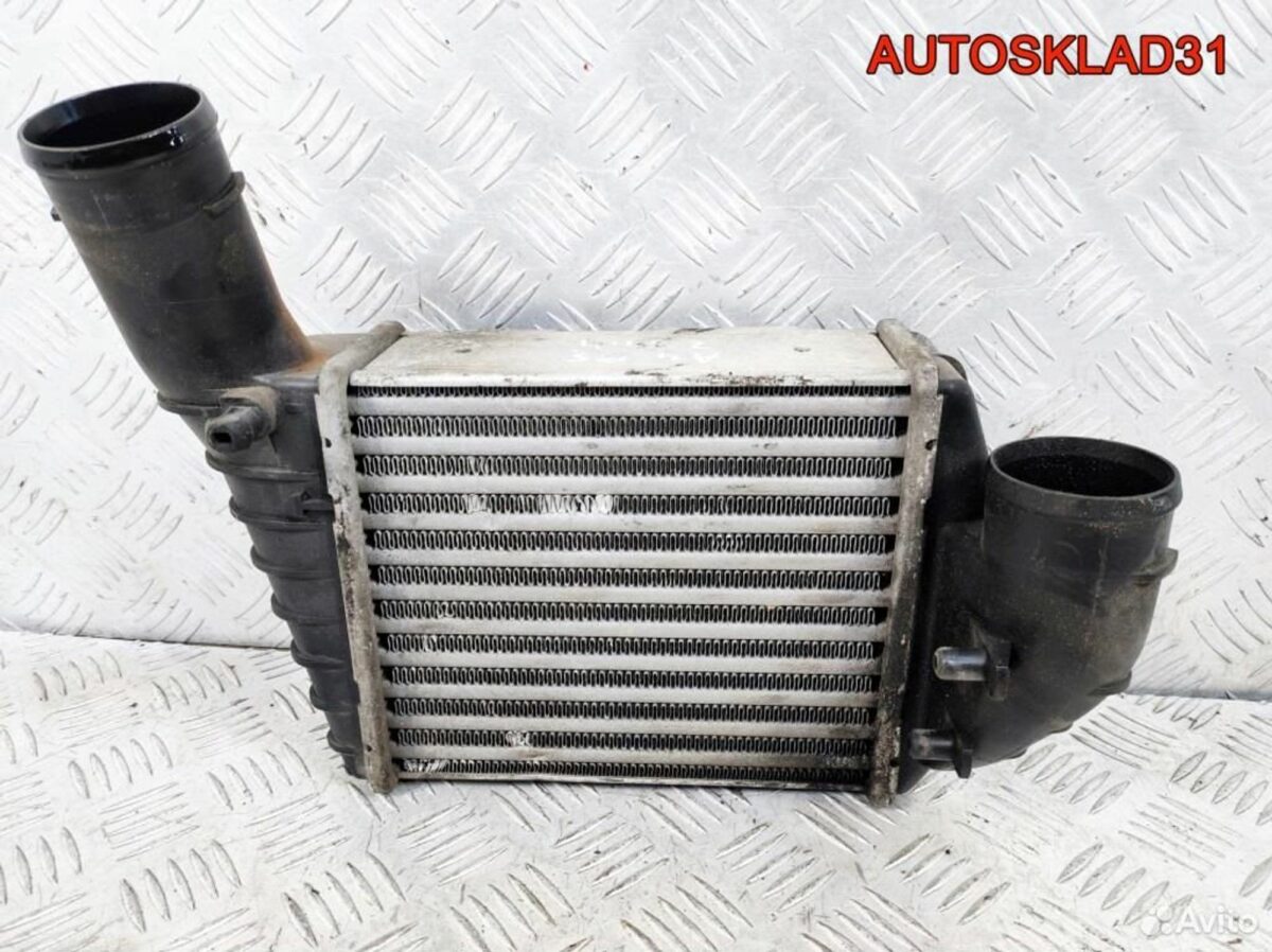 Интеркулер правый Audi A4 B5 2,5 TDI 059145806 - АвтоСклад31.рф - авторазборка контрактные б/у запчасти в г. Белгород