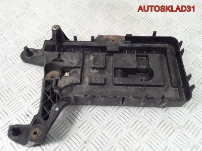 Крепление акб Volkswagen Caddy 3 1K0915333B - АвтоСклад31.рф - авторазборка контрактные б/у запчасти в г. Белгород