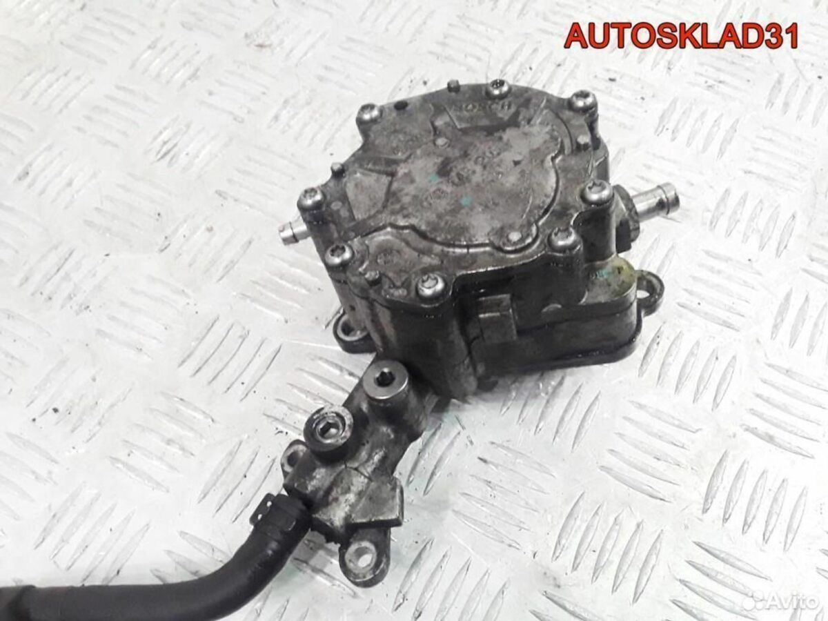 Насос вакуумный Volkswagen Passat B5+ 038145209M - АвтоСклад31.рф - авторазборка контрактные б/у запчасти в г. Белгород