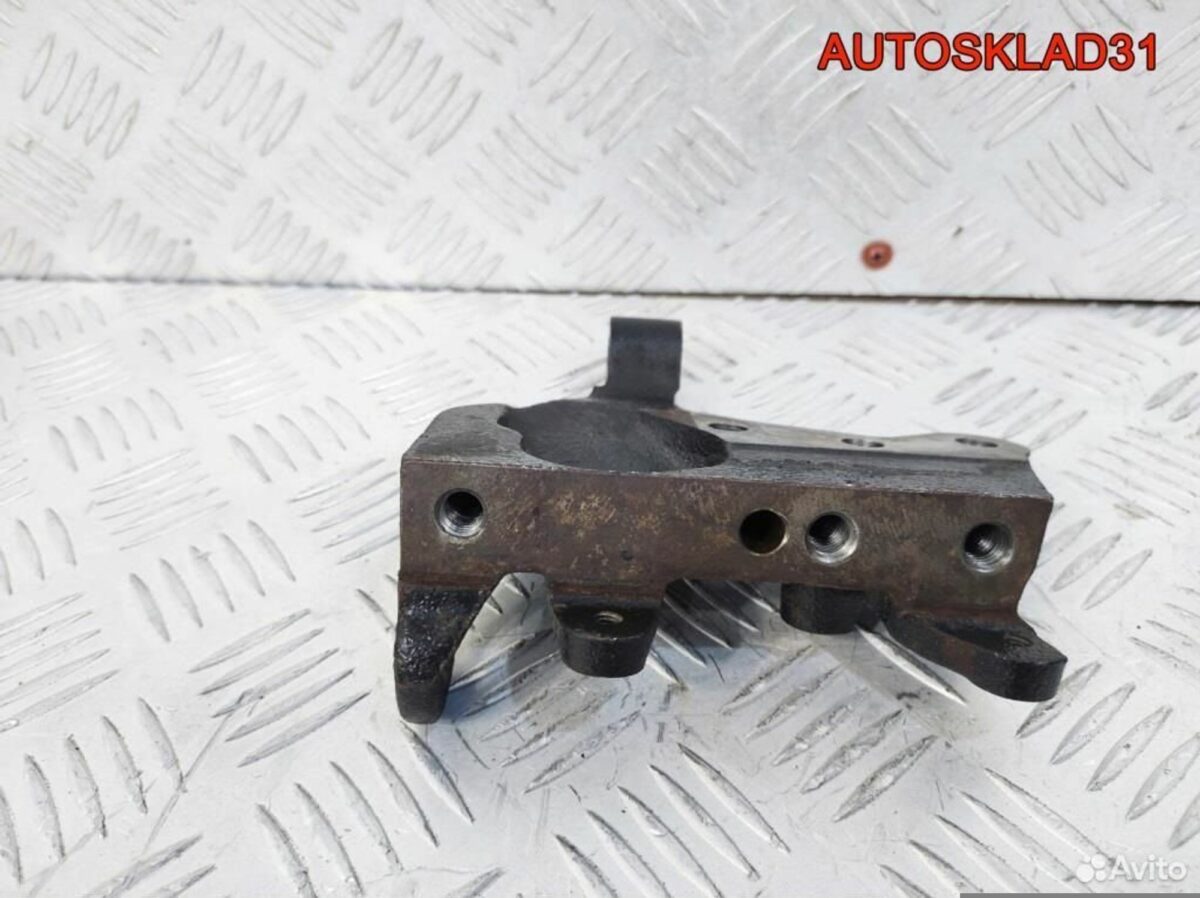 Кронштейн Mercedes Benz Vito 638 A6112230226 - АвтоСклад31.рф - авторазборка контрактные б/у запчасти в г. Белгород