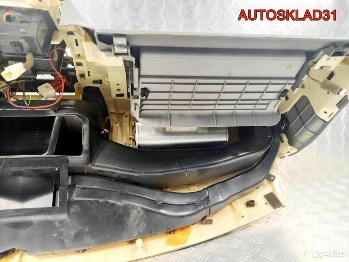 Торпедо Kia Sorento 847103E000GW - АвтоСклад31.рф - авторазборка контрактные б/у запчасти в г. Белгород