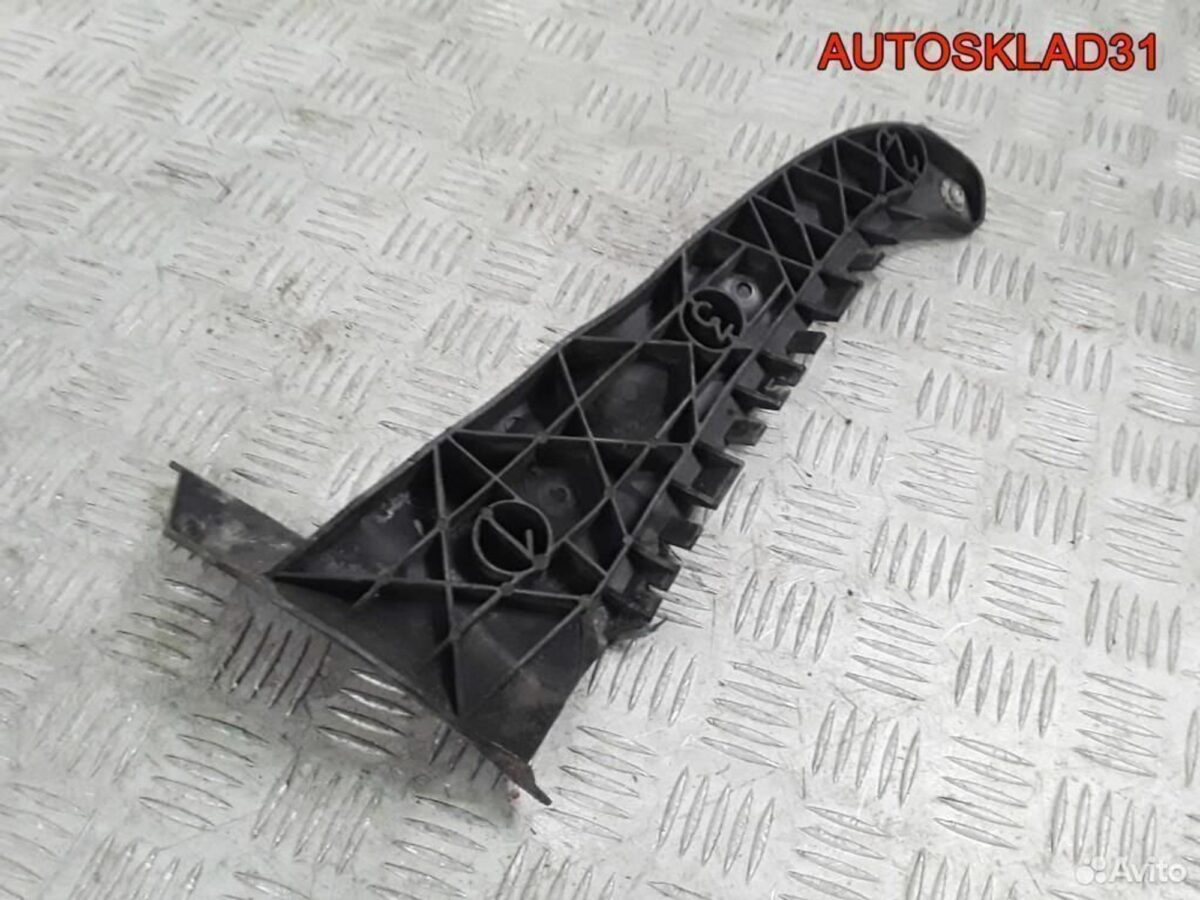 Направляющая заднего бампера правая Audi A6 C5 4B9807454B - АвтоСклад31.рф - авторазборка контрактные б/у запчасти в г. Белгород