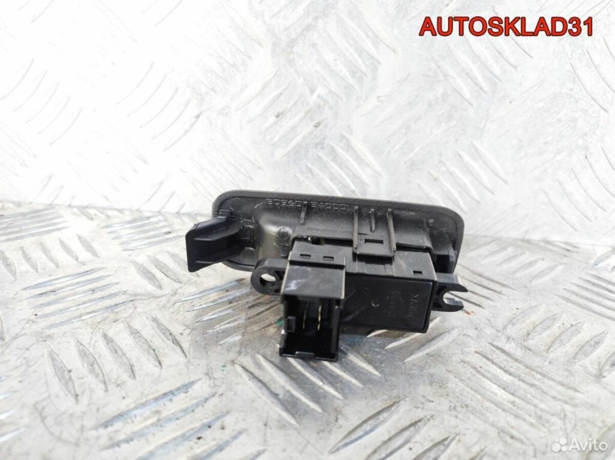 Кнопка стеклоподъемника Nissan Primera P12E - АвтоСклад31.рф - авторазборка контрактные б/у запчасти в г. Белгород