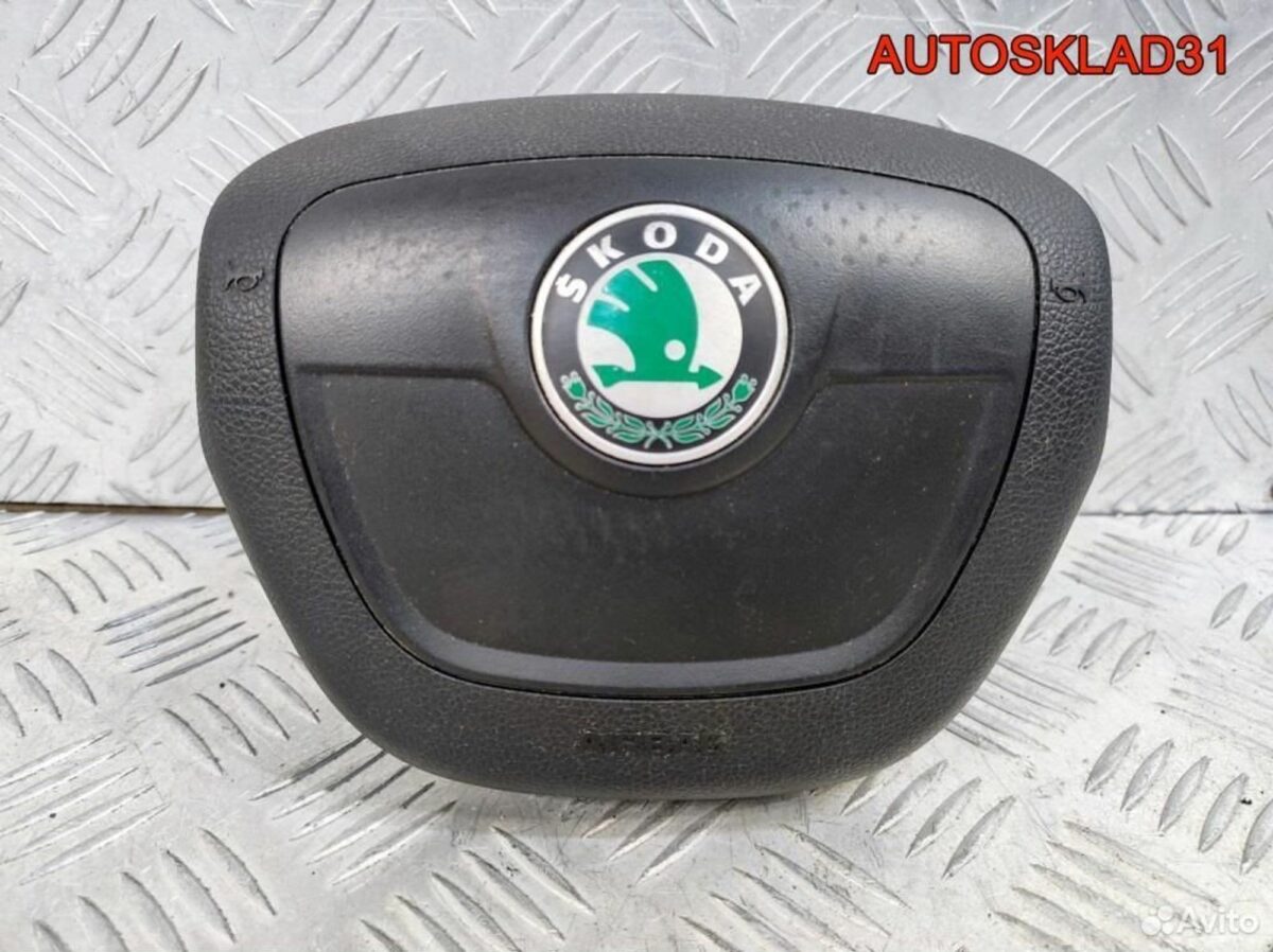 Подушка безопасности в руль Skoda Fabia 5J0880201H - АвтоСклад31.рф - авторазборка контрактные б/у запчасти в г. Белгород