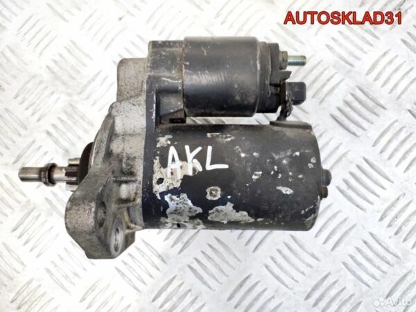 Повторитель на крыло белый Audi A8 D3 4E0949127 - АвтоСклад31.рф - авторазборка контрактные б/у запчасти в г. Белгород