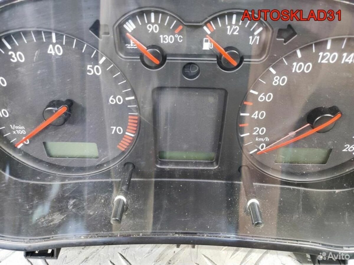 Панель приборов Volkswagen Golf 4 1J0920805C - АвтоСклад31.рф - авторазборка контрактные б/у запчасти в г. Белгород