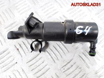 Форсунка омывателя правая VW Golf 4 1J0955978B - АвтоСклад31.рф - авторазборка контрактные б/у запчасти в г. Белгород