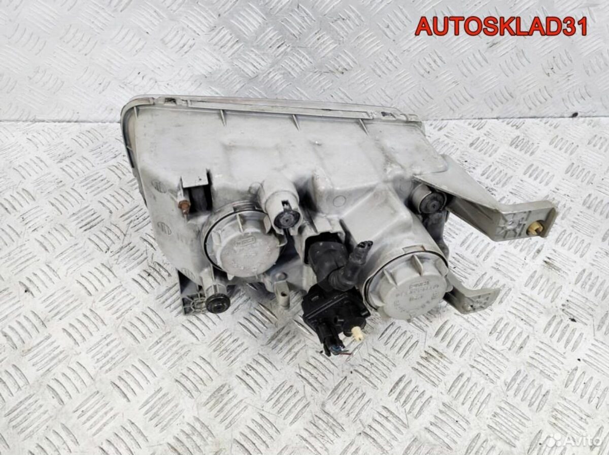 Фара левая Hyundai Trajet 921033А000 - АвтоСклад31.рф - авторазборка контрактные б/у запчасти в г. Белгород
