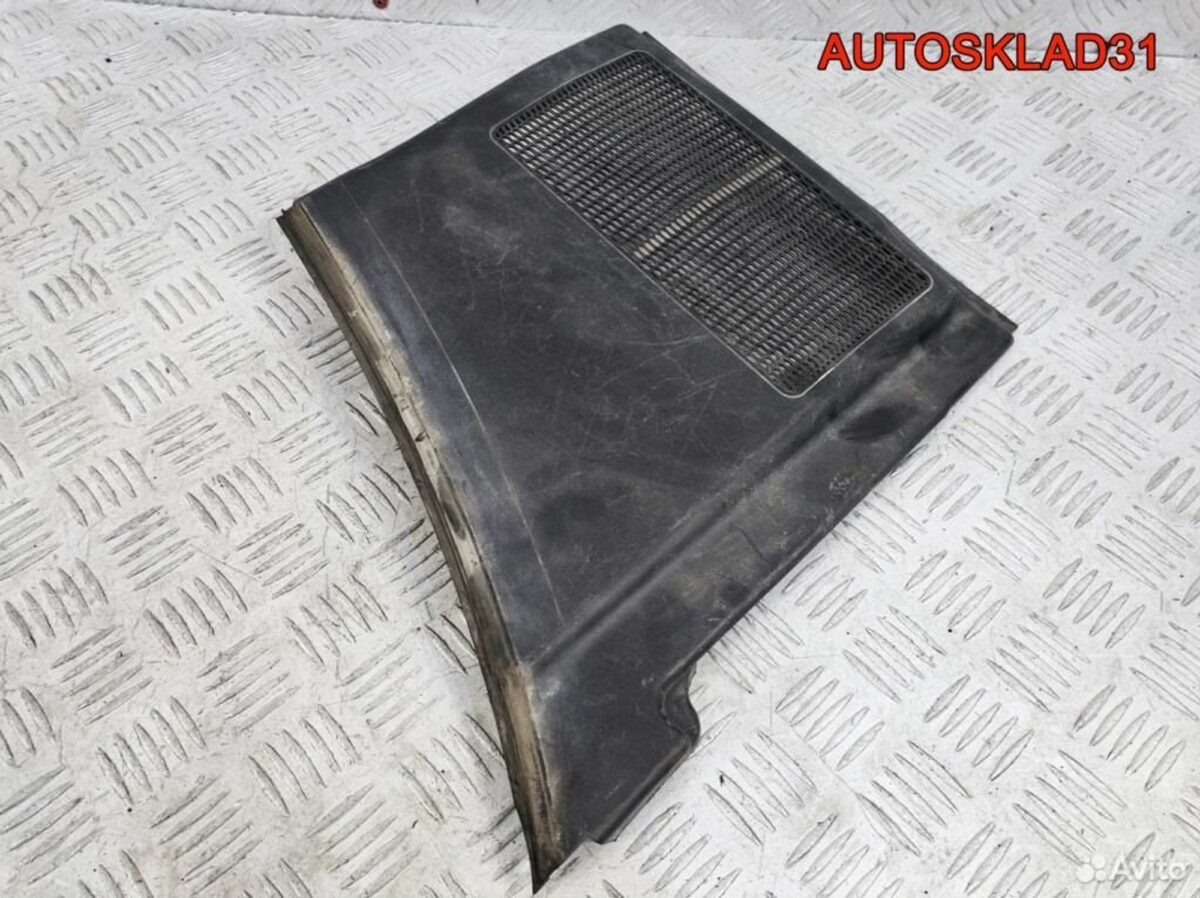 Решетка стеклоочистителя Audi A4 B6 8E1819447A - АвтоСклад31.рф - авторазборка контрактные б/у запчасти в г. Белгород