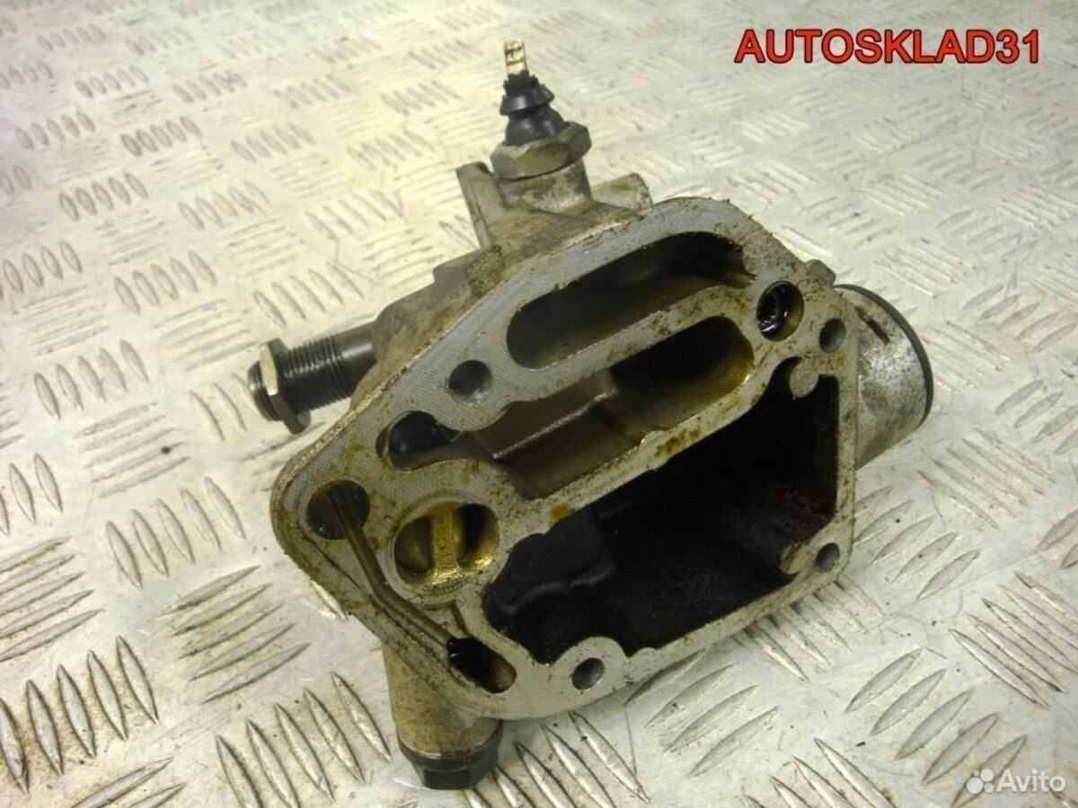 Кронштейн масляного фильтра VW Passat B5 06A115417 - АвтоСклад31.рф - авторазборка контрактные б/у запчасти в г. Белгород