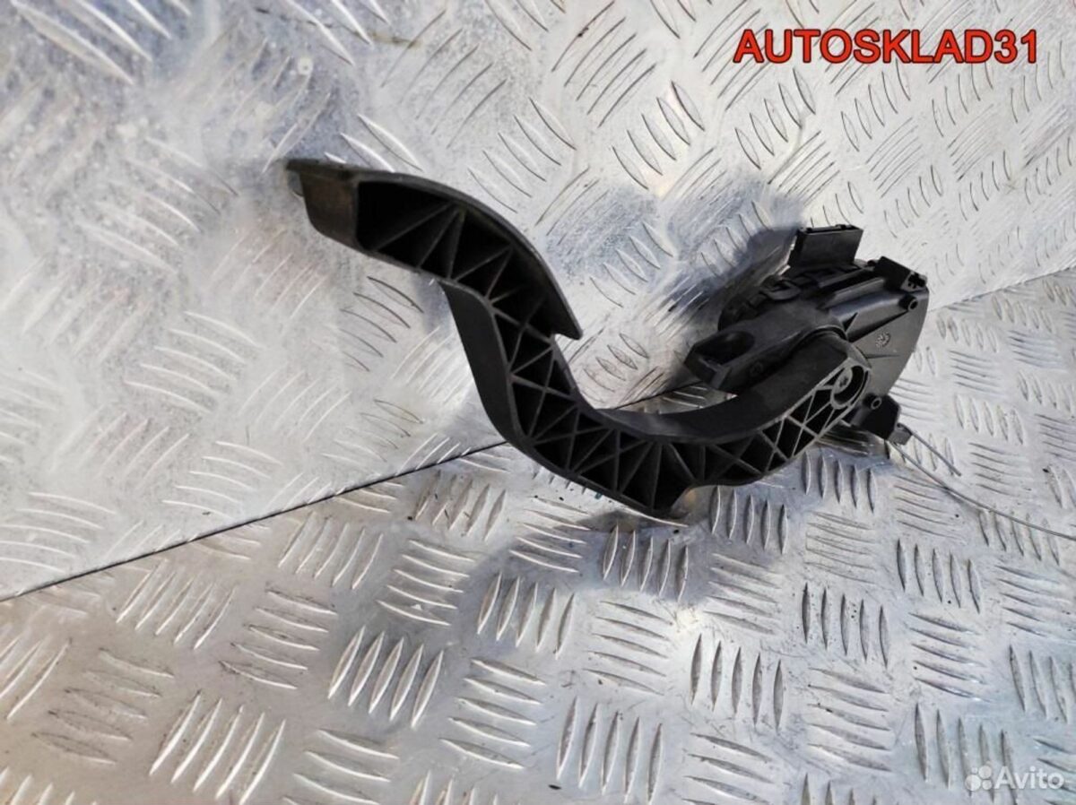 Педаль газа Audi A4 B5 8D1721523J Дизель - АвтоСклад31.рф - авторазборка контрактные б/у запчасти в г. Белгород