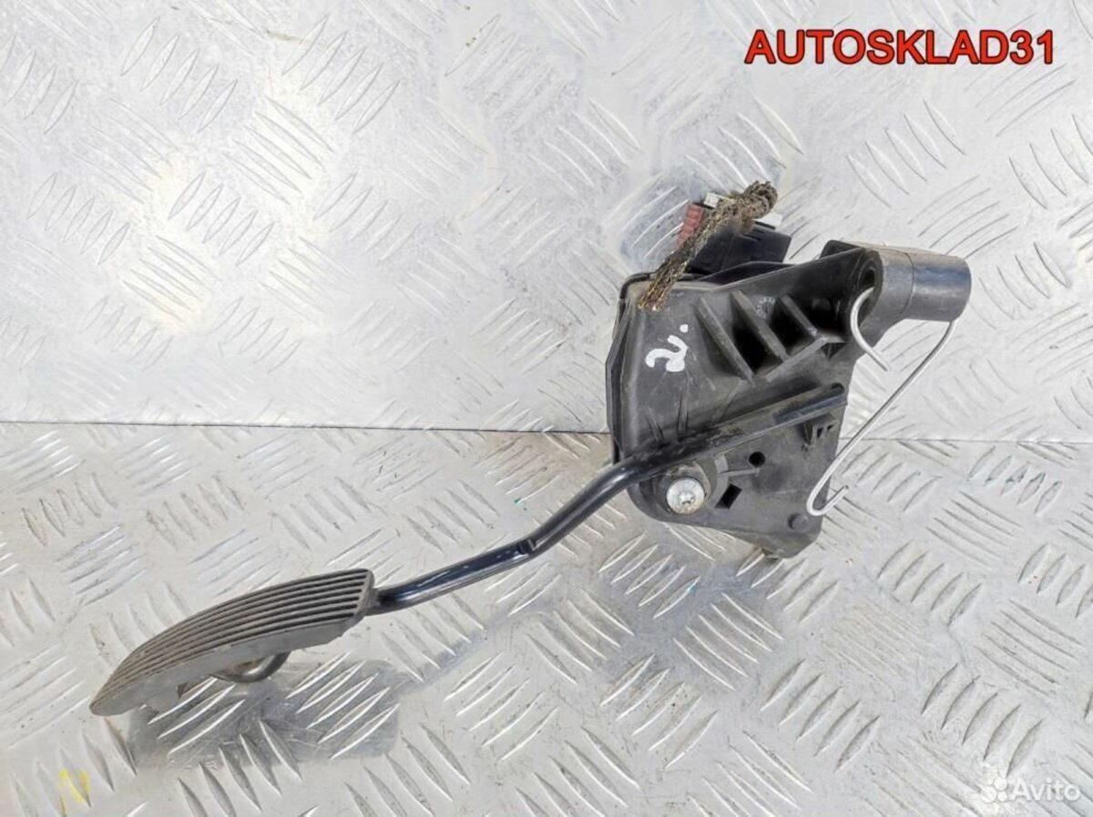 Педаль газа Opel Astra H 9158010 - АвтоСклад31.рф - авторазборка контрактные б/у запчасти в г. Белгород