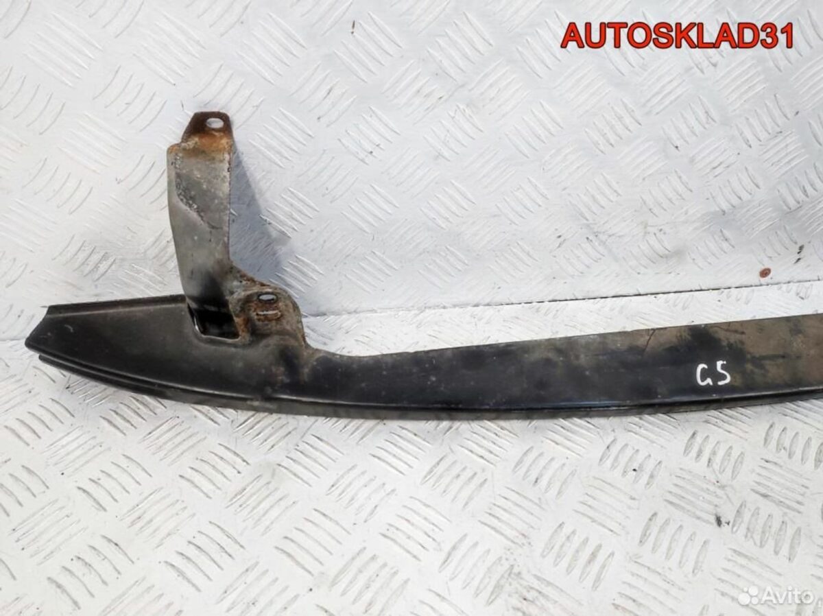 Кронштейн переднего бампера VW Golf 5 1K0807093A - АвтоСклад31.рф - авторазборка контрактные б/у запчасти в г. Белгород