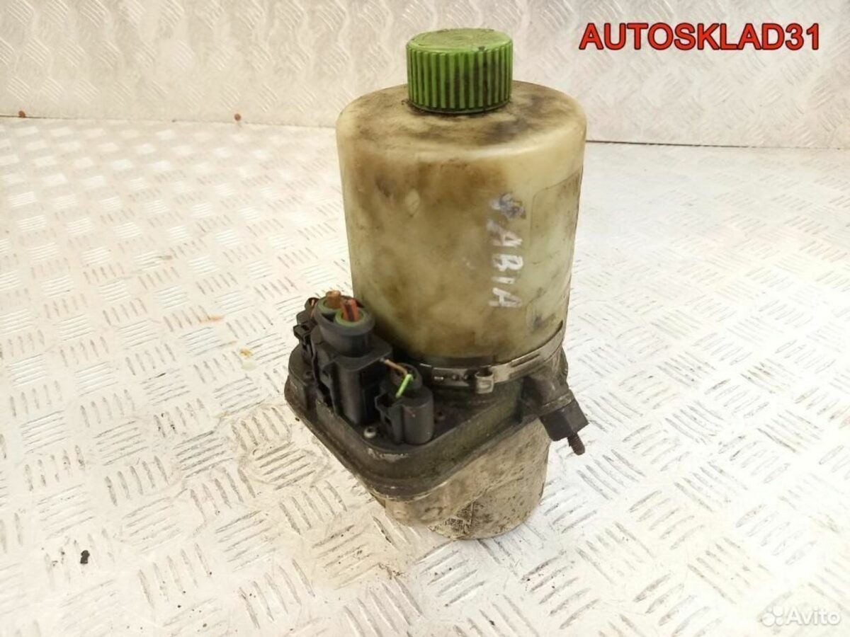 Насос эгур Skoda Fabia 2 6R0423156 - АвтоСклад31.рф - авторазборка контрактные б/у запчасти в г. Белгород