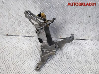 Кронштейн педали Volkswagen Passat B5 8D1721117E - АвтоСклад31.рф - авторазборка контрактные б/у запчасти в г. Белгород