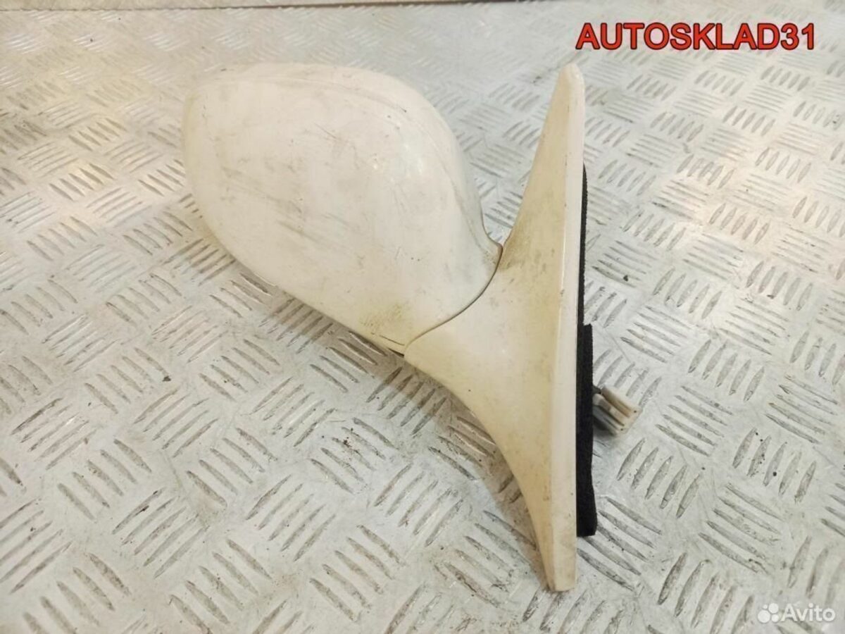 Зеркало правое электрическое Mazda 626 GE Хетчбэк - АвтоСклад31.рф - авторазборка контрактные б/у запчасти в г. Белгород