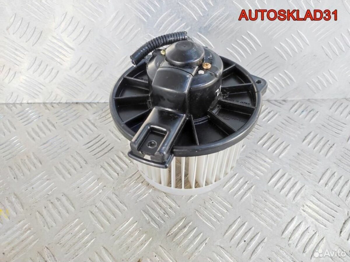 Моторчик отопителя Honda Jazz 1940000821 - АвтоСклад31.рф - авторазборка контрактные б/у запчасти в г. Белгород