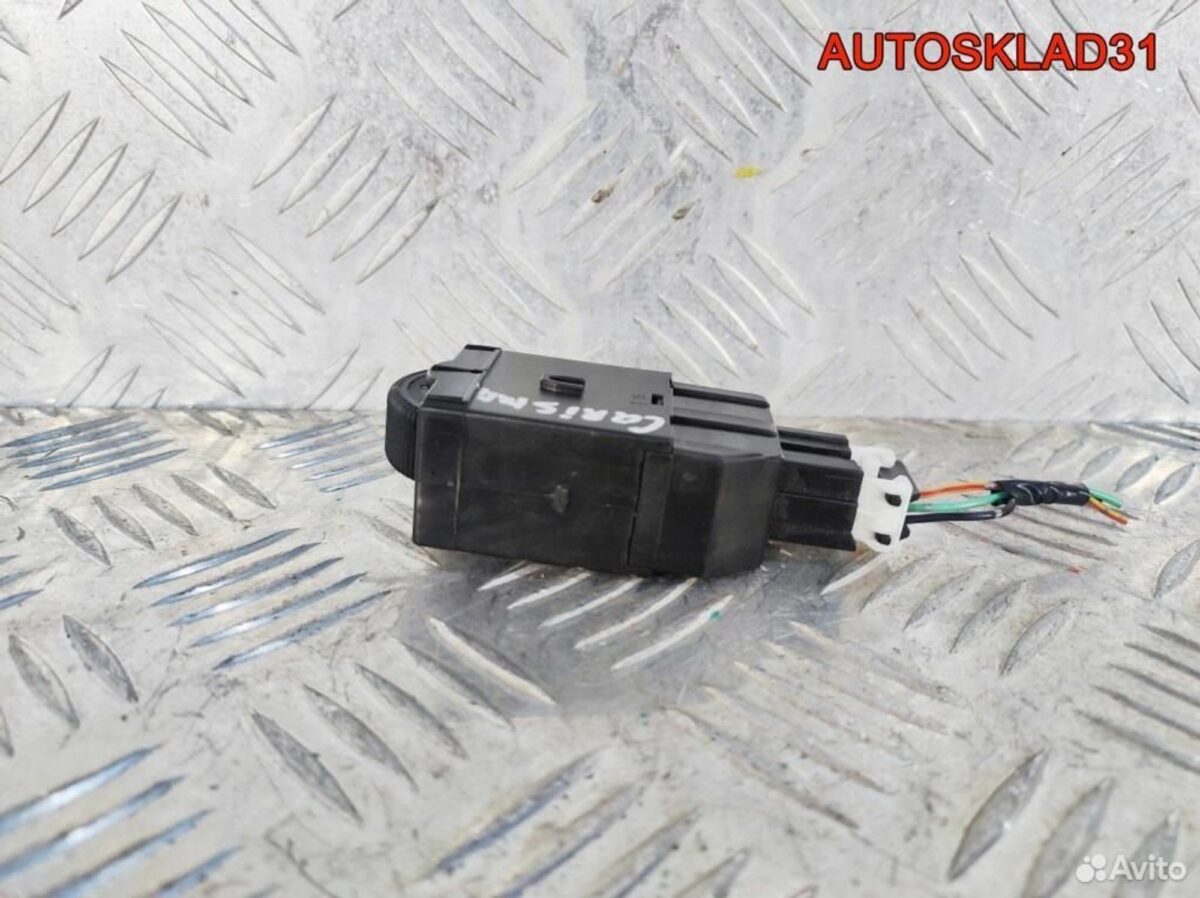 Кнопка корректора фар Mitsubishi Carisma MR114337 - АвтоСклад31.рф - авторазборка контрактные б/у запчасти в г. Белгород