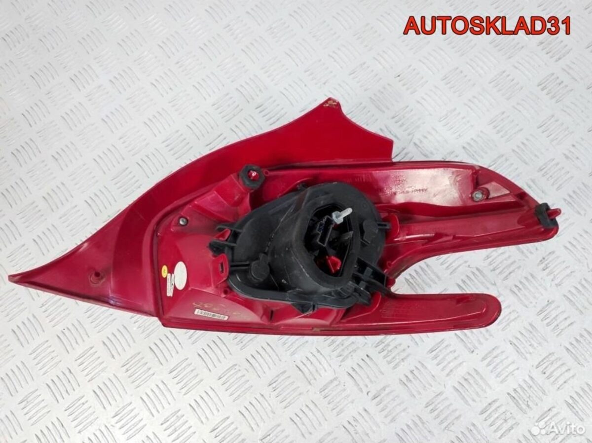 Фонарь задний левый Peugeot 208 9672628280 - АвтоСклад31.рф - авторазборка контрактные б/у запчасти в г. Белгород