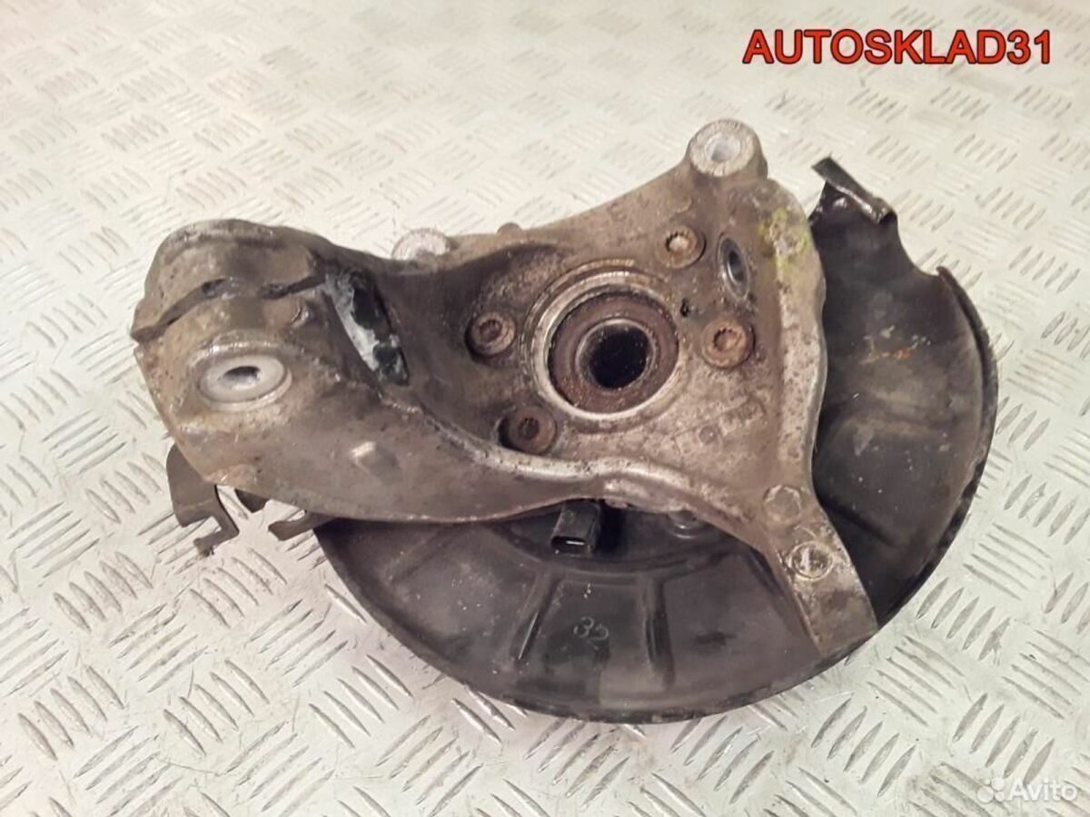 Кулак поворотный передний лев Passat B6 3C0407257F - АвтоСклад31.рф - авторазборка контрактные б/у запчасти в г. Белгород