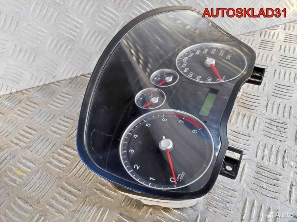 Панель приборов Ford Focus 2 4M5T10849ER Бензин - АвтоСклад31.рф - авторазборка контрактные б/у запчасти в г. Белгород