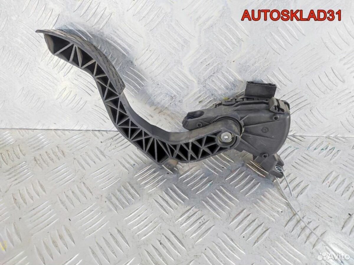 Педаль газа Audi A4 B5 8D1721523J Дизель - АвтоСклад31.рф - авторазборка контрактные б/у запчасти в г. Белгород