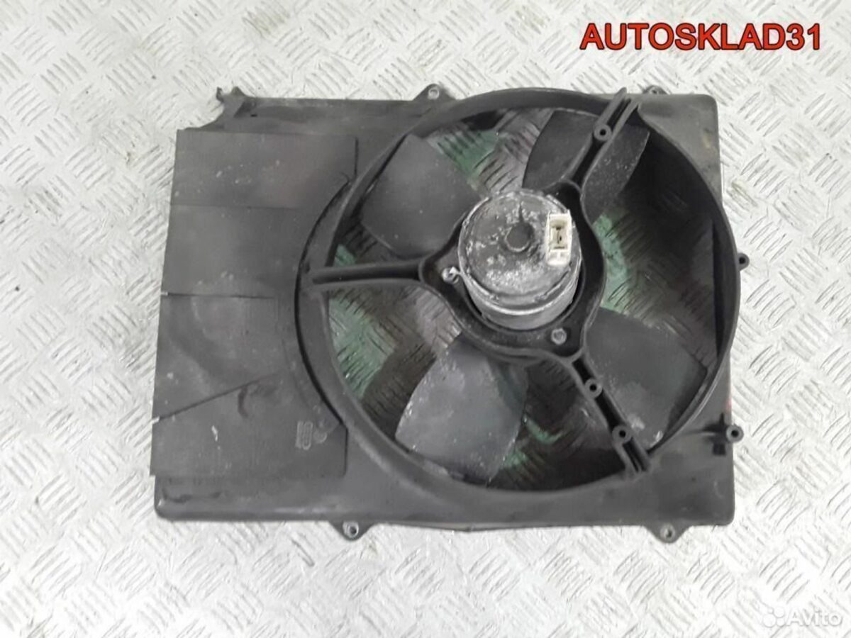 Диффузор с вентилятором Audi 80 B4 893121207A - АвтоСклад31.рф - авторазборка контрактные б/у запчасти в г. Белгород